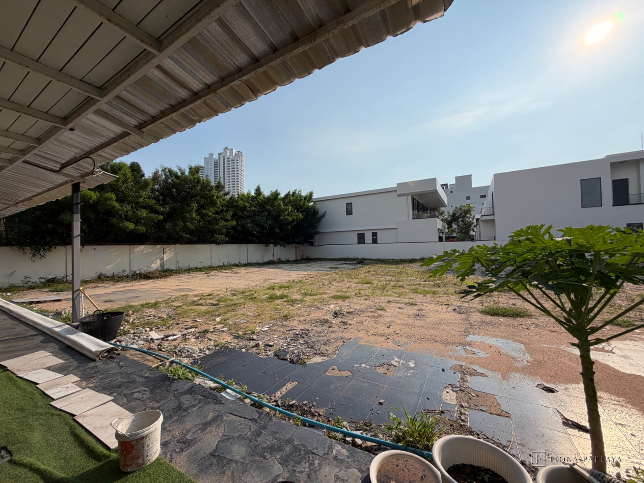Hotel for Sale in Jomtien 85 Million THB