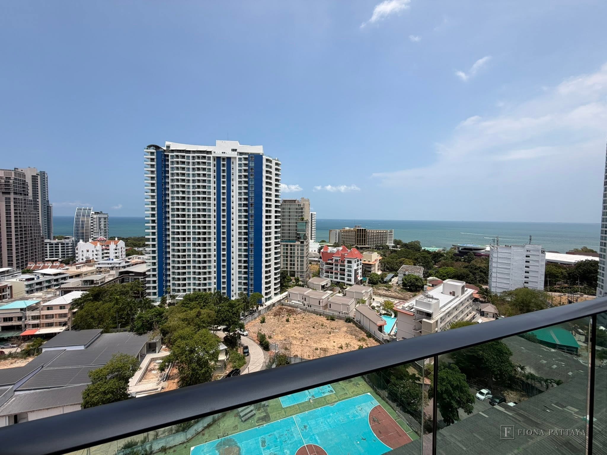 The Point Condominium, Pratumnak – For Sale 🏢✨💰