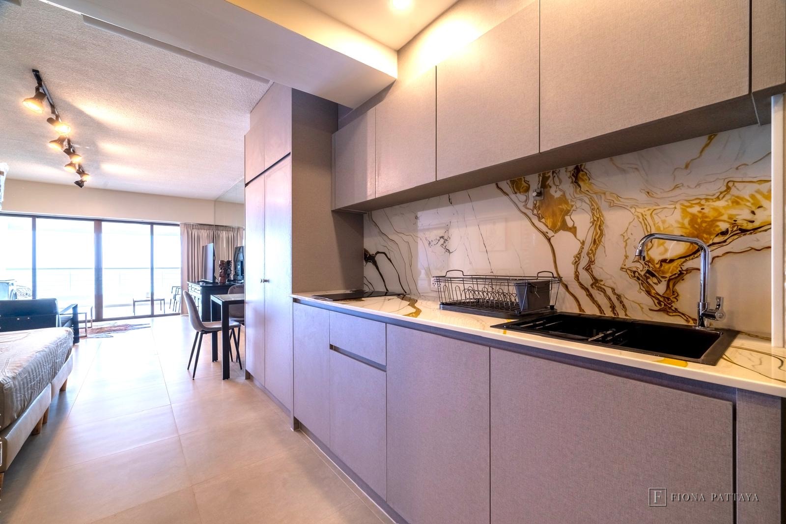 🏠 Condo for Sale - Metro Jomtien Condotel
