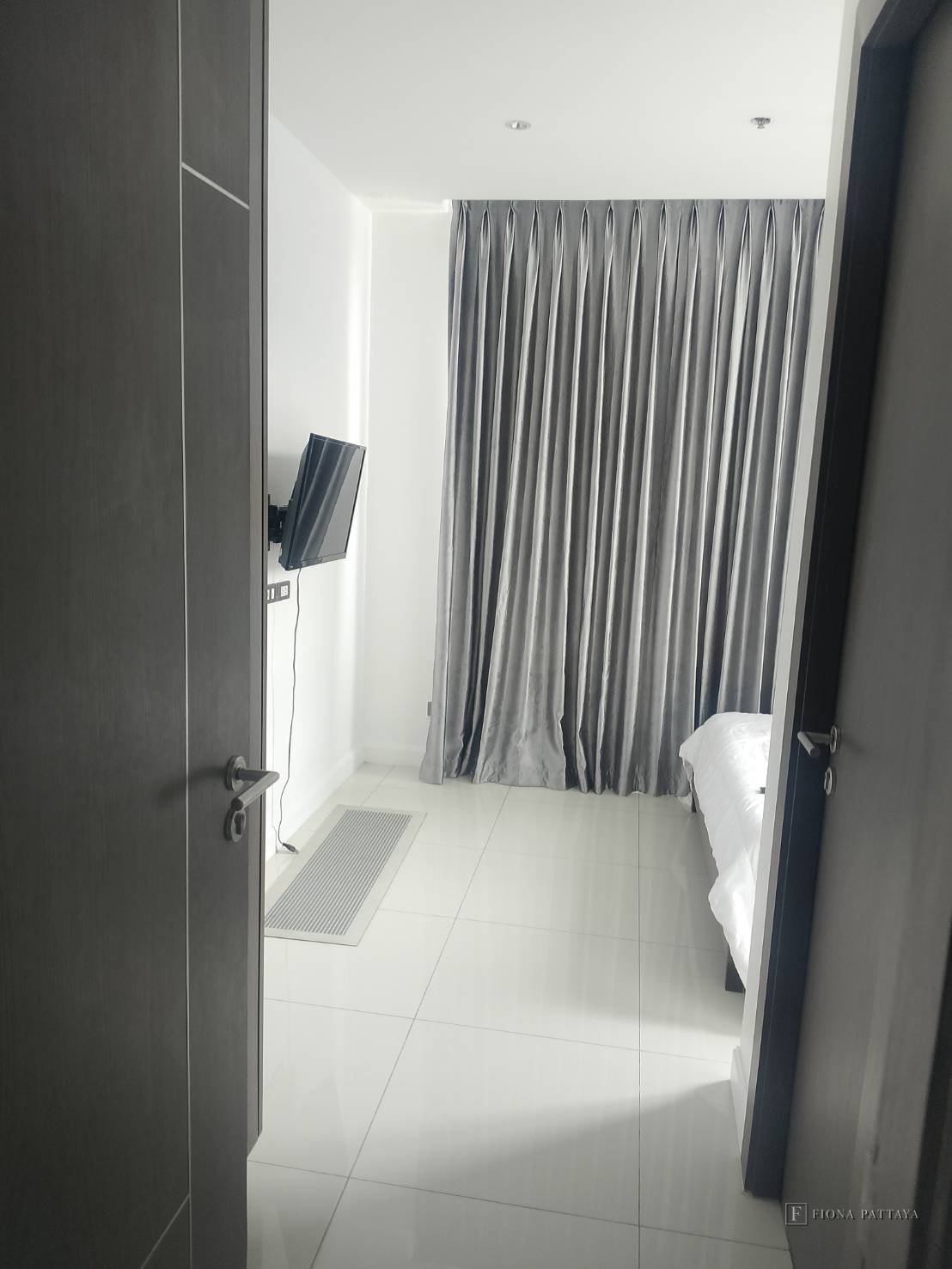 The Point Condo – For Rent