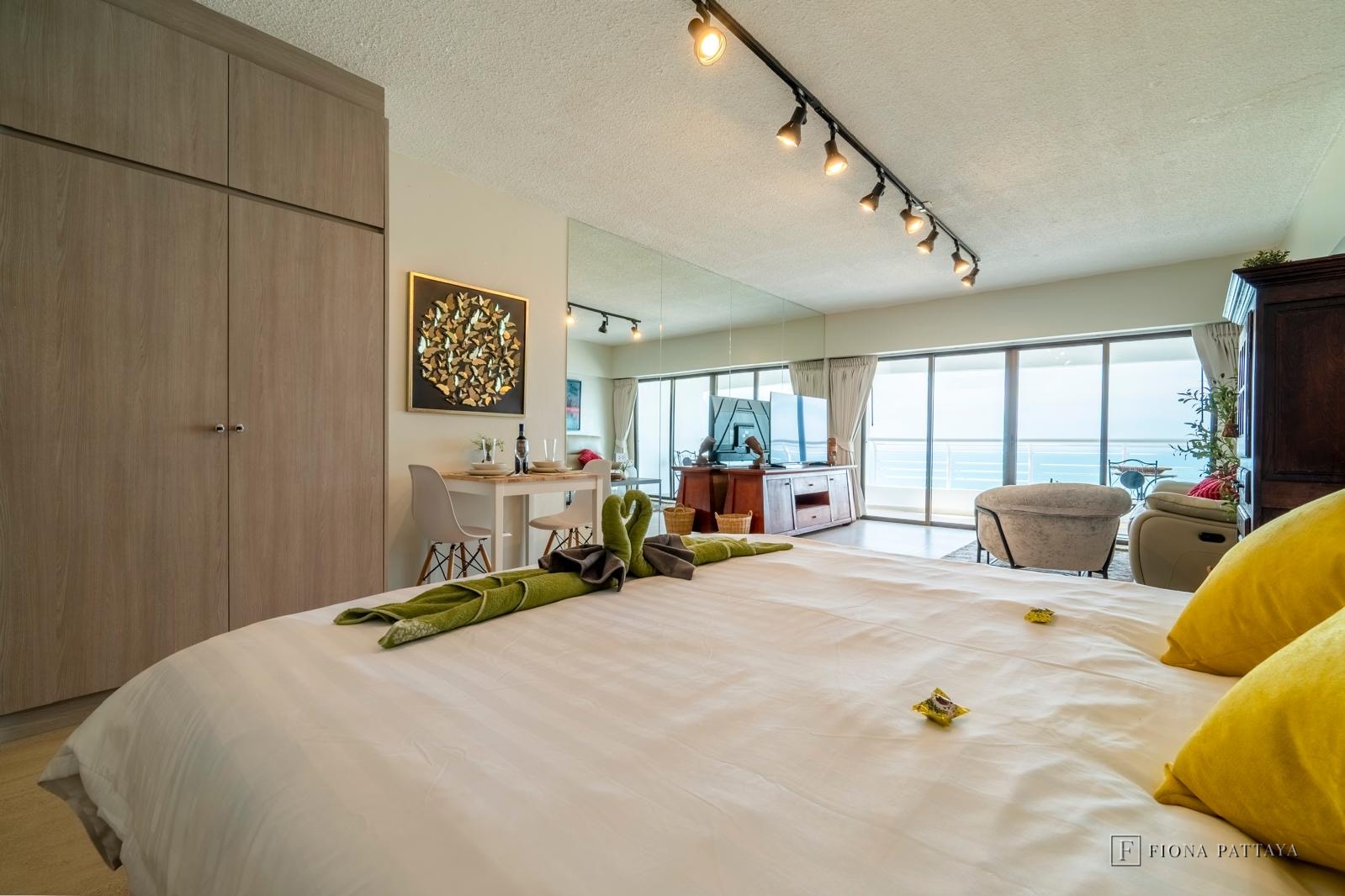 🏡 FOR RENT - Metro Jomtien Condotel