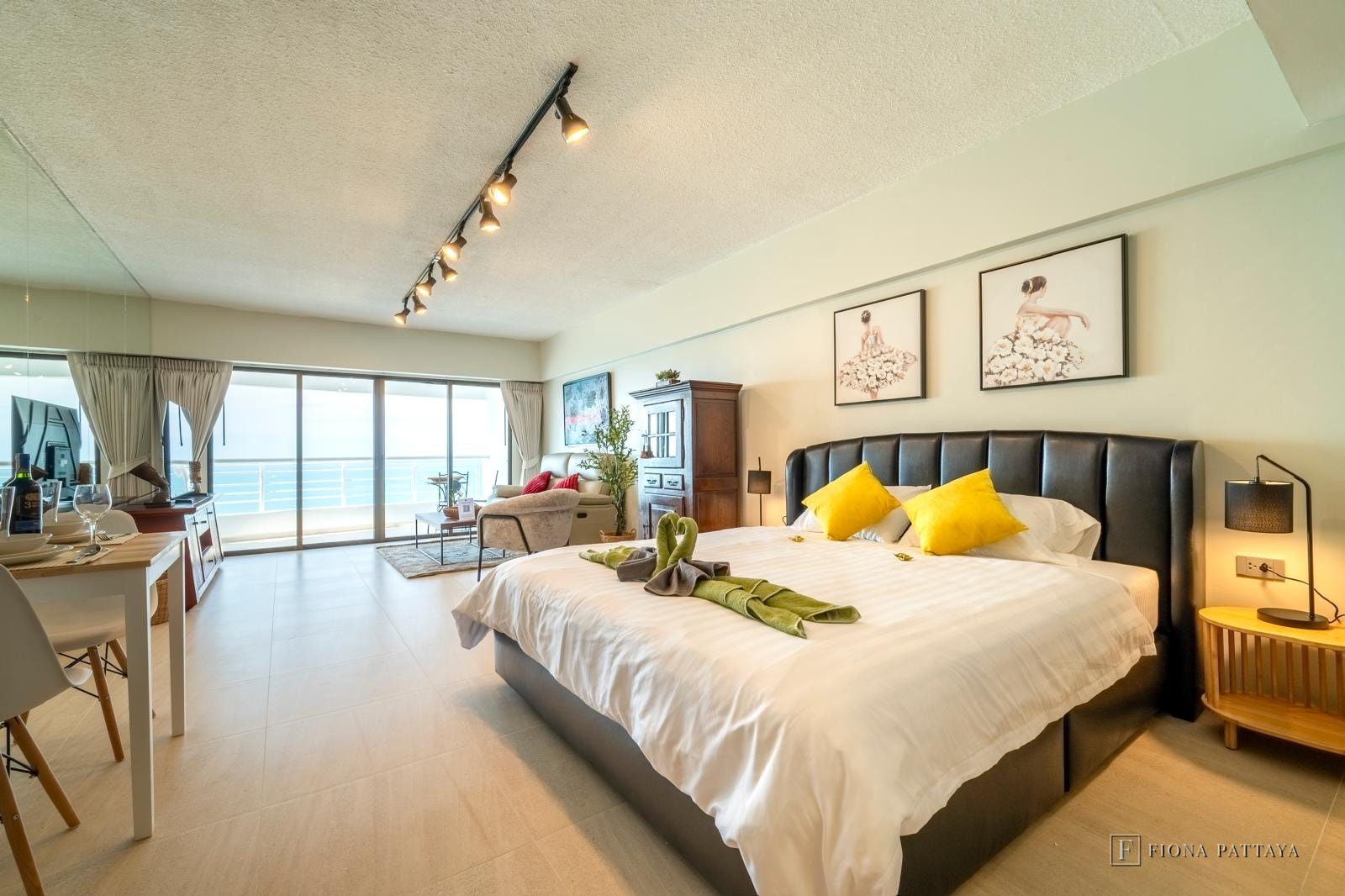 🏡 FOR RENT - Metro Jomtien Condotel