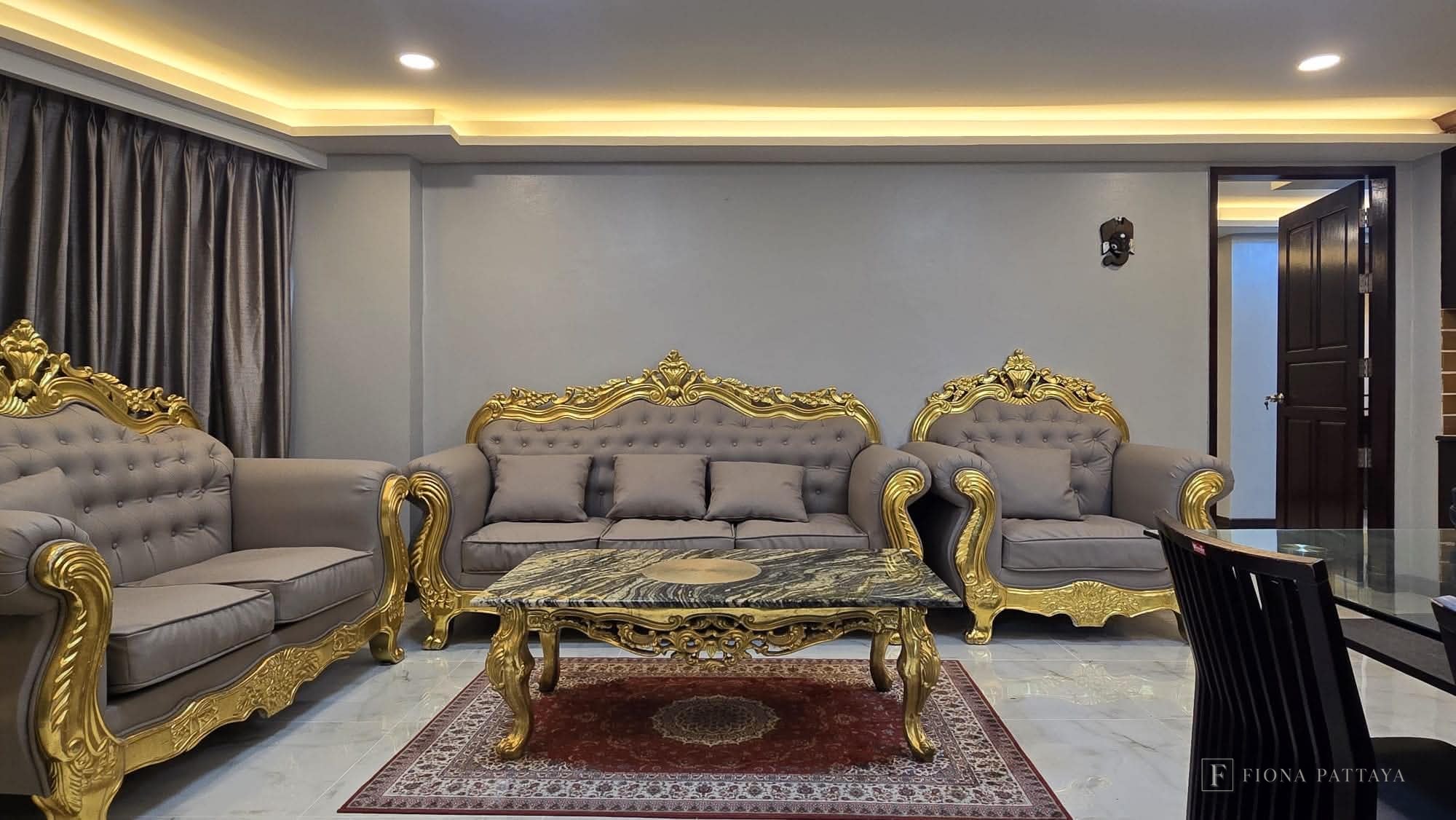 FOR RENT – PATTAYA ROYAL HILL CONDOMINIUM