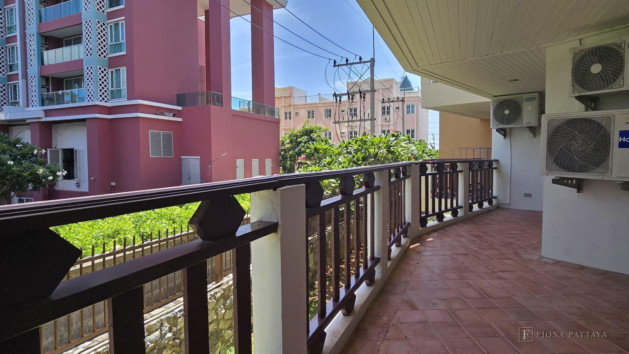 FOR RENT – PATTAYA ROYAL HILL CONDOMINIUM