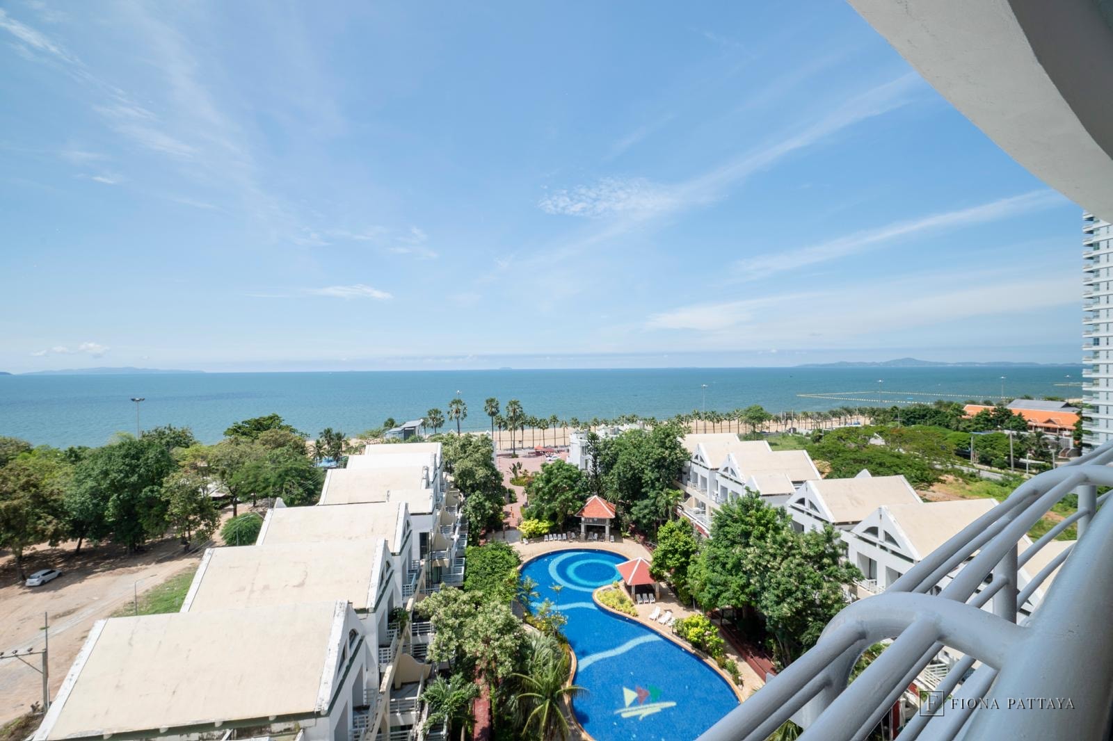 🏠 Condo for Sale - Metro Jomtien Condotel