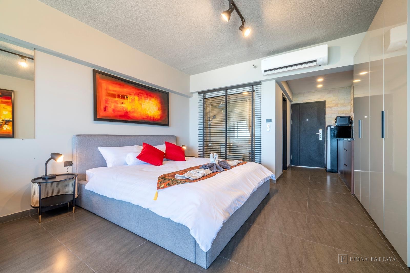 🏠 Condo for Sale - Metro Jomtien Condotel