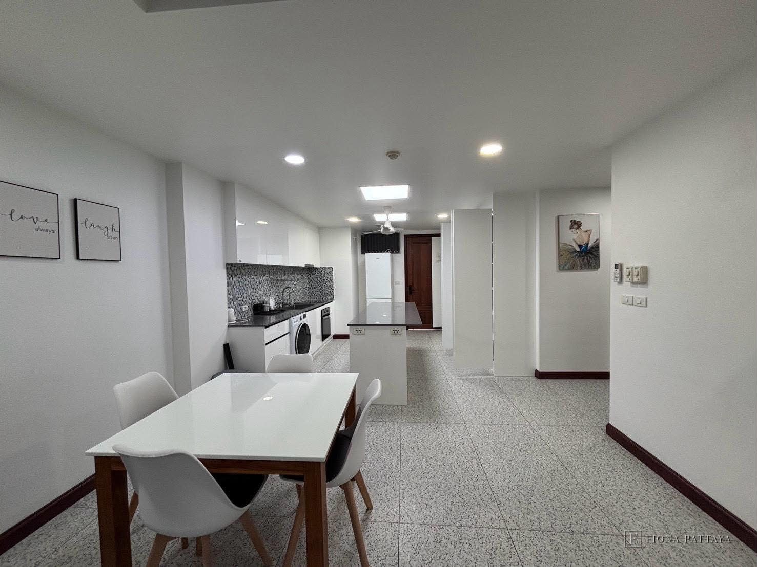 🏡 RENT / SALE – The Regent Pratumnak